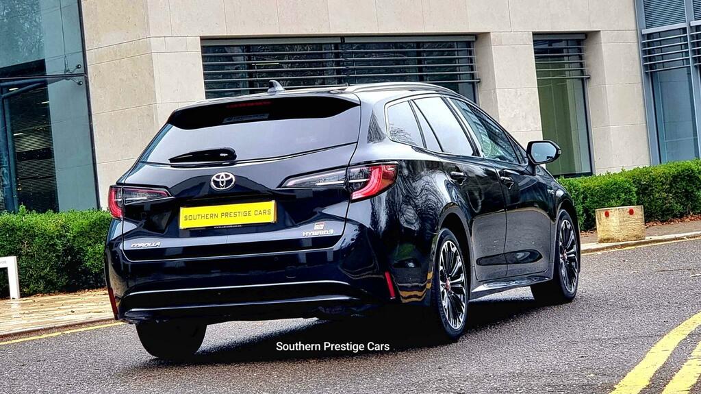 Toyota Corolla 1.8 Vvt-h Gr Sport Touring Sports Cvt Euro 6 Ss FG70YMD Black #3