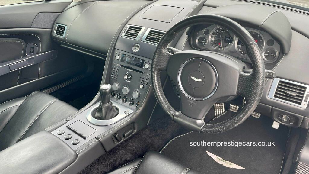 Aston Martin Vantage 4.3 V8 Euro 4 Grey