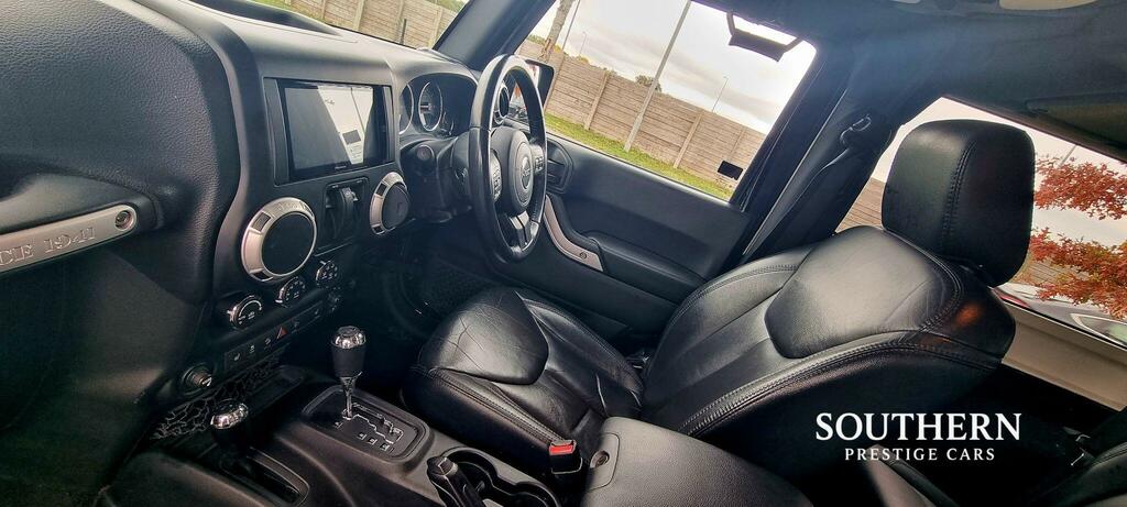 Jeep Wrangler 2.8 Crd Overland 4Wd Euro 5 Black #2