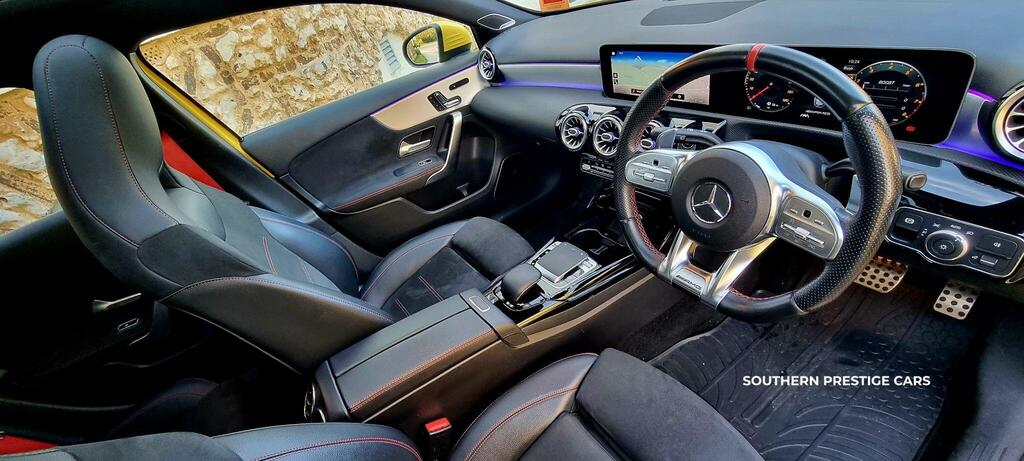 Mercedes-Benz A Class 2.0 A35 Amg Premium Plus Spds Dct 4Matic Euro 6 Yellow