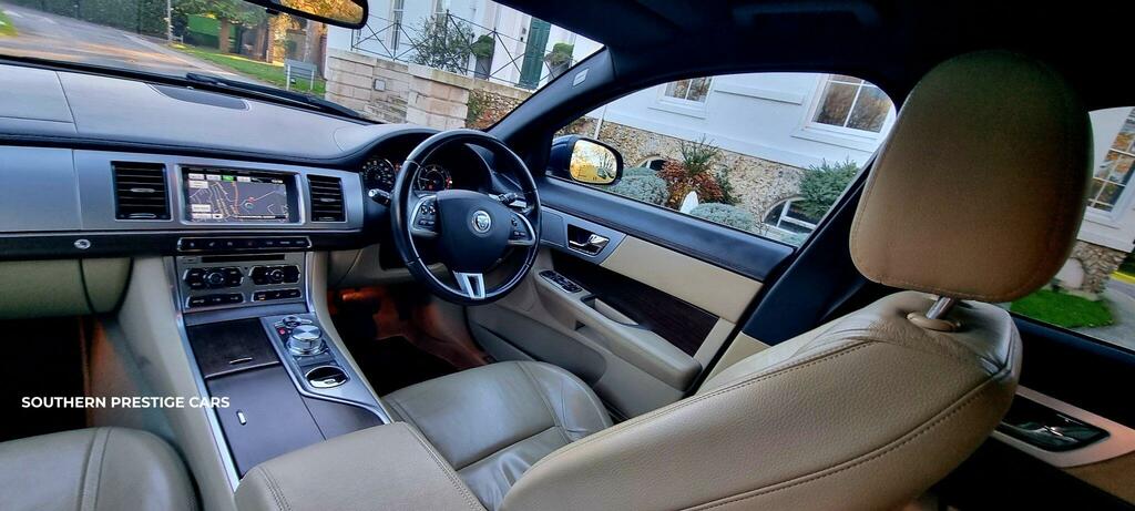 Jaguar XF 2.2D Luxury Sportbrake Euro 5 Ss Blue
