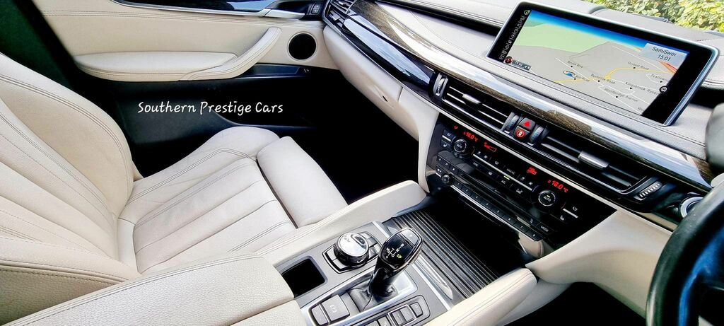 BMW X6 M M Sport Black #2