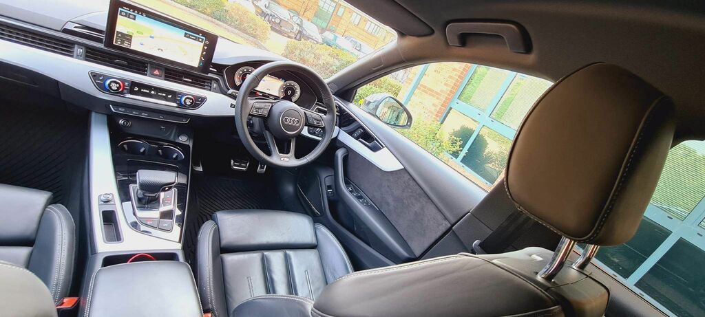 Audi A4 Avant 2.0 Tfsi 40 S Line S Tronic Euro 6 Ss Grey