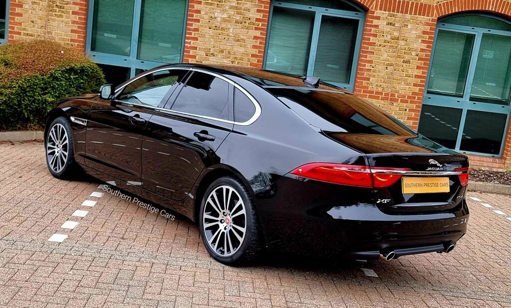Jaguar XF 2.0D Portfolio Awd Euro 6 Ss Black #3