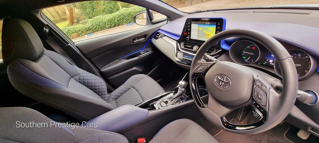 Toyota C-Hr 1.8 Vvt-h Dynamic Cvt Euro 6 Ss  #2