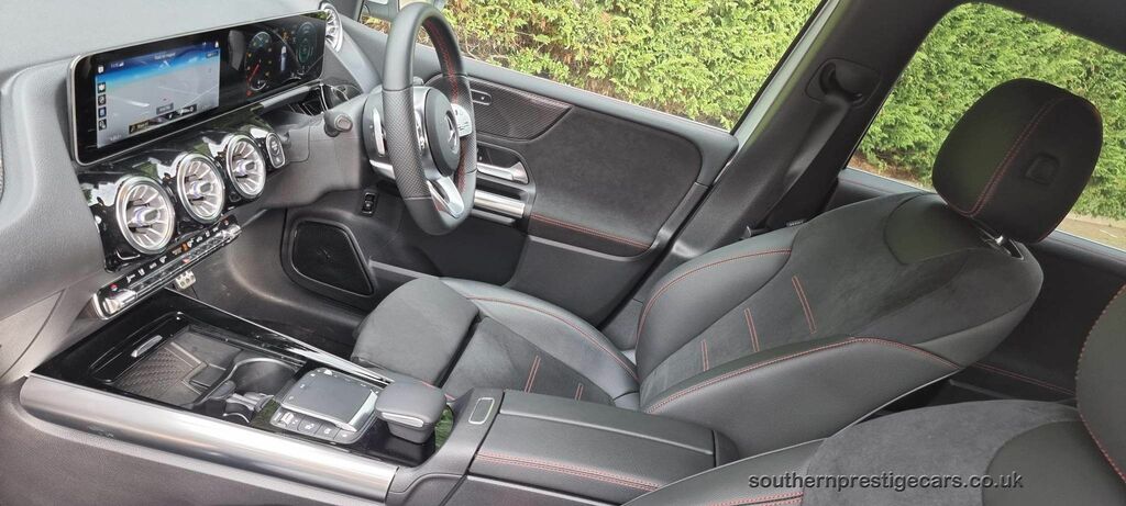 Mercedes-Benz B Class 1.3 B200 Amg Line Premium 7G-dct Euro 6 Ss Silver