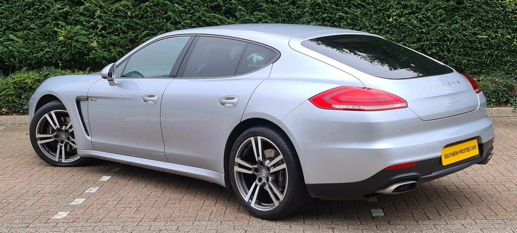 Porsche Panamera 3.0D V6 Tiptronics Euro 5 Ss #3