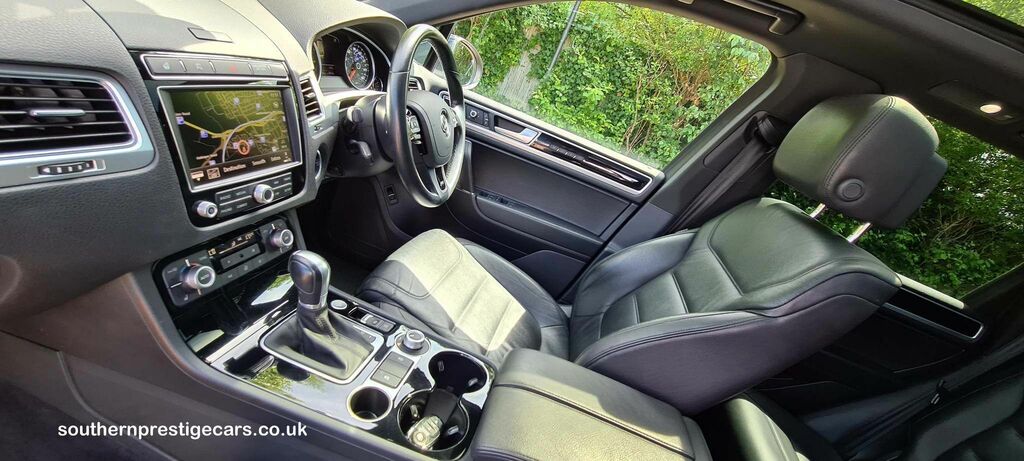 Volkswagen Touareg 3.0 Tdi V6 Bluemotion Tech R-line Tiptronic 4Wd Eu Blue