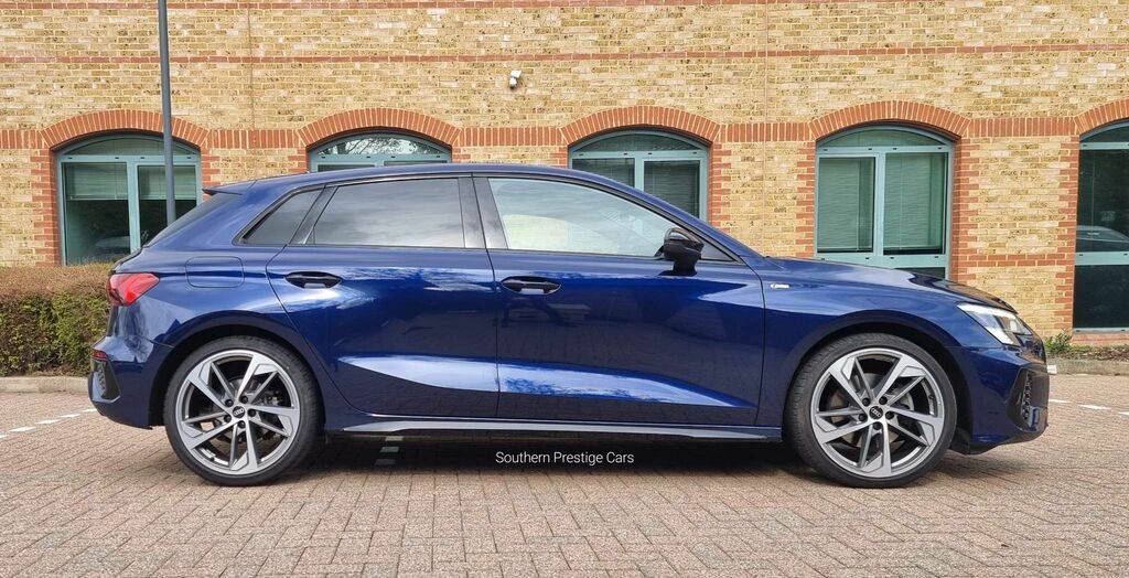 Audi A3 1.5 Tfsi 35 Edition 1 Sportback S Tronic Euro 6 S Blue #2