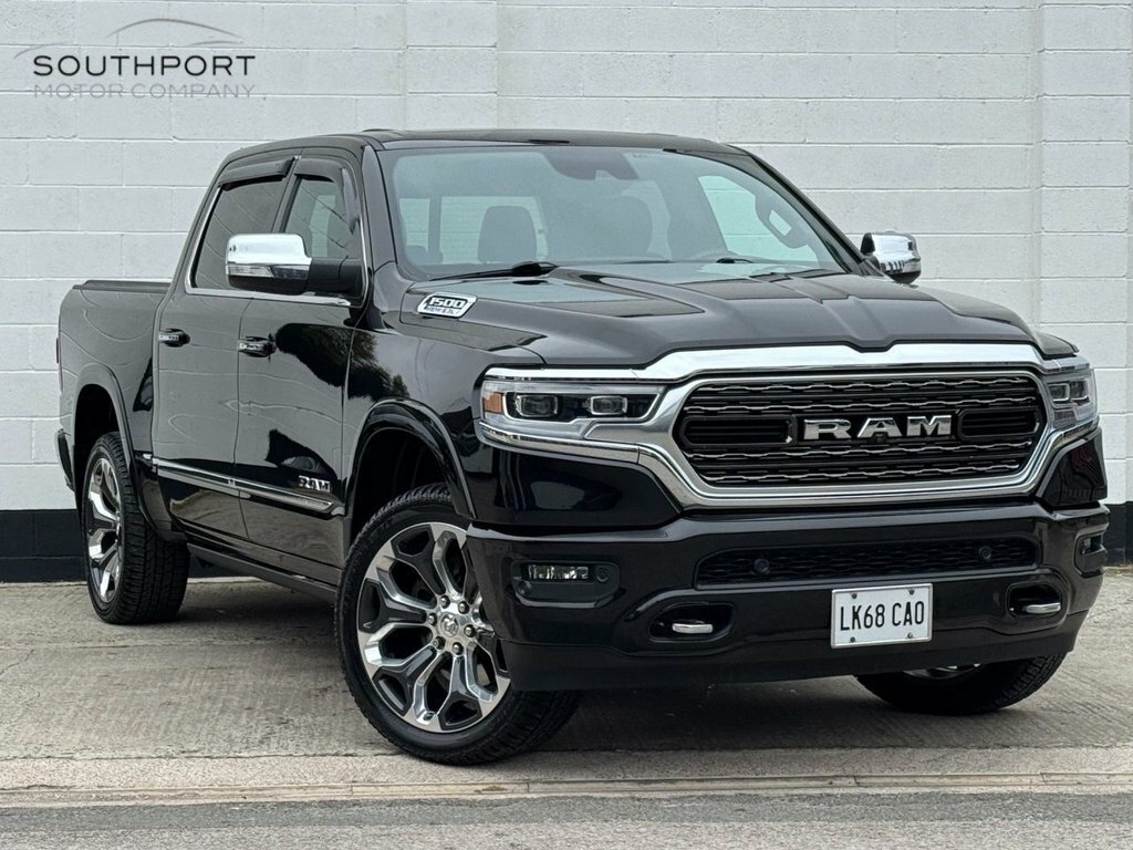 Dodge RAM 1500 Laramie 2Wd Black #1