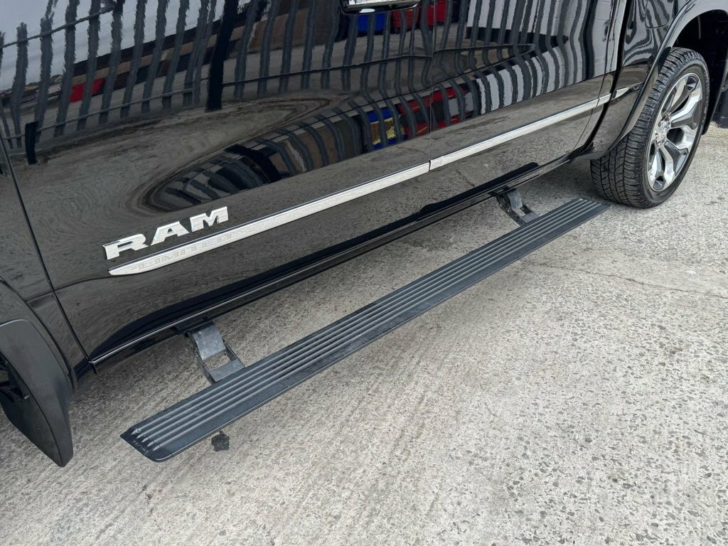 Dodge RAM 1500 Laramie 2Wd Black #36