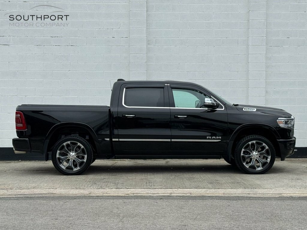 Dodge RAM 1500 Laramie 2Wd Black #38