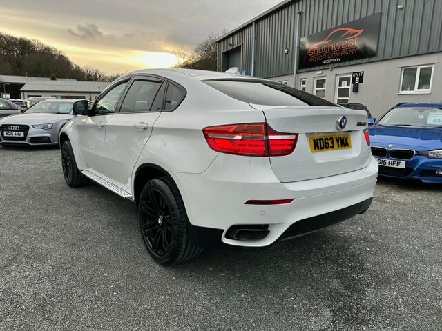 BMW X6 M50d Suv White #4
