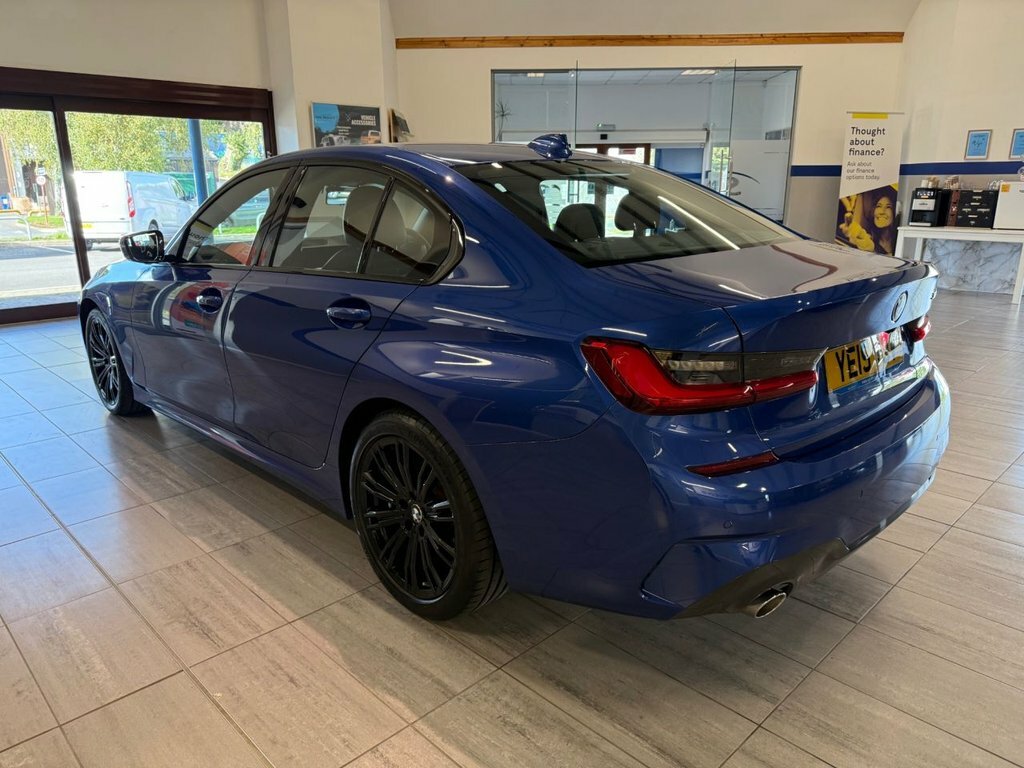 BMW 3 Series 2L M Sport YE19YJV Blue #5