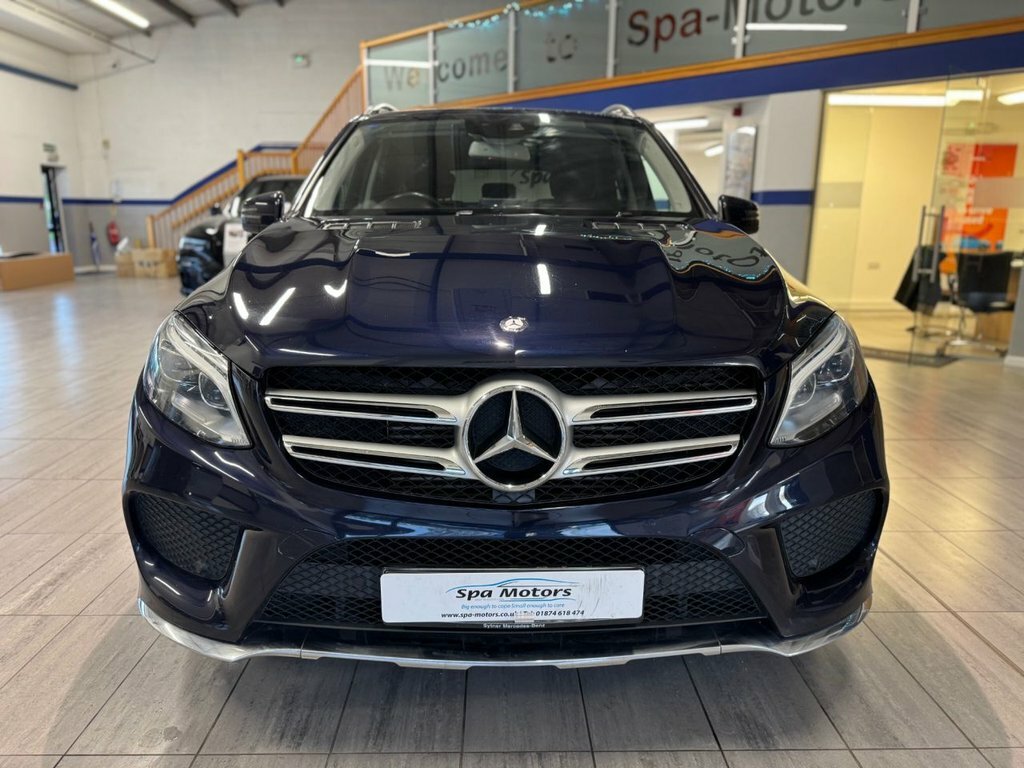 Mercedes-Benz GLE Class 3L Amg Line KV66YWM Blue #2