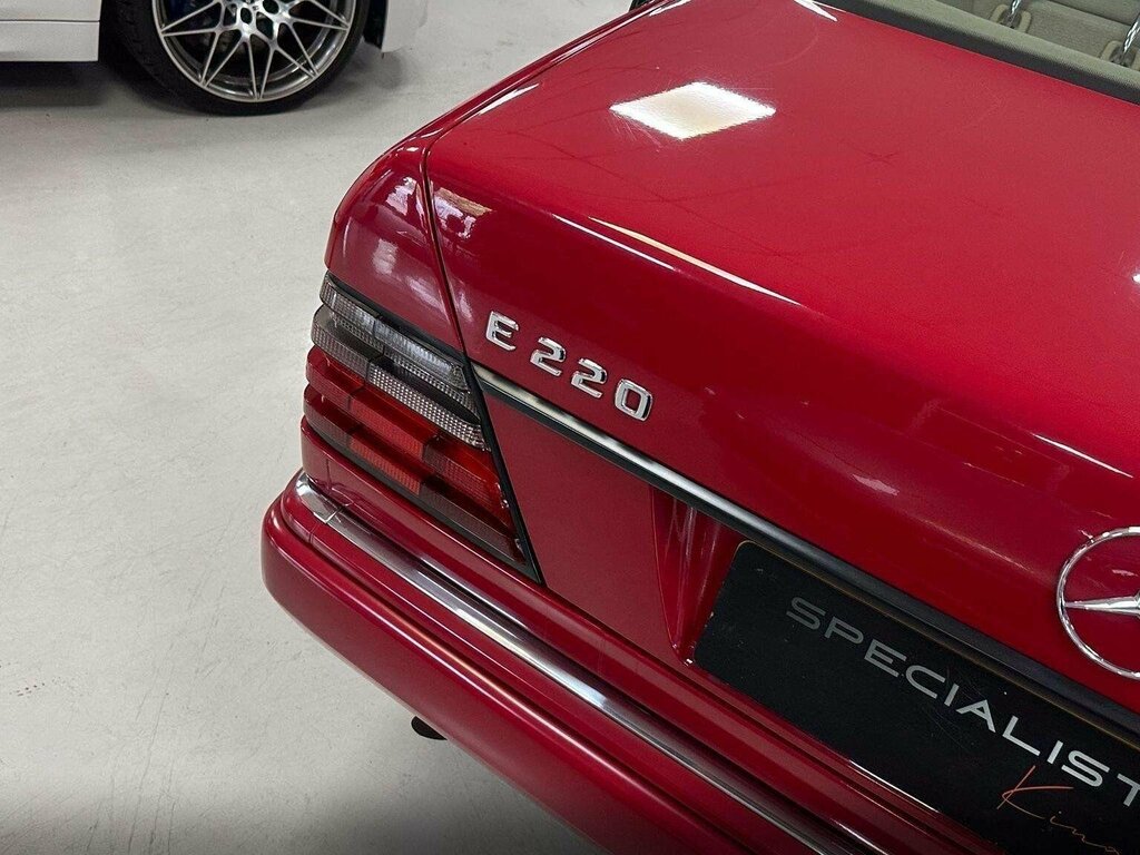 Mercedes-Benz E Class 2.8 E280 Blue #34