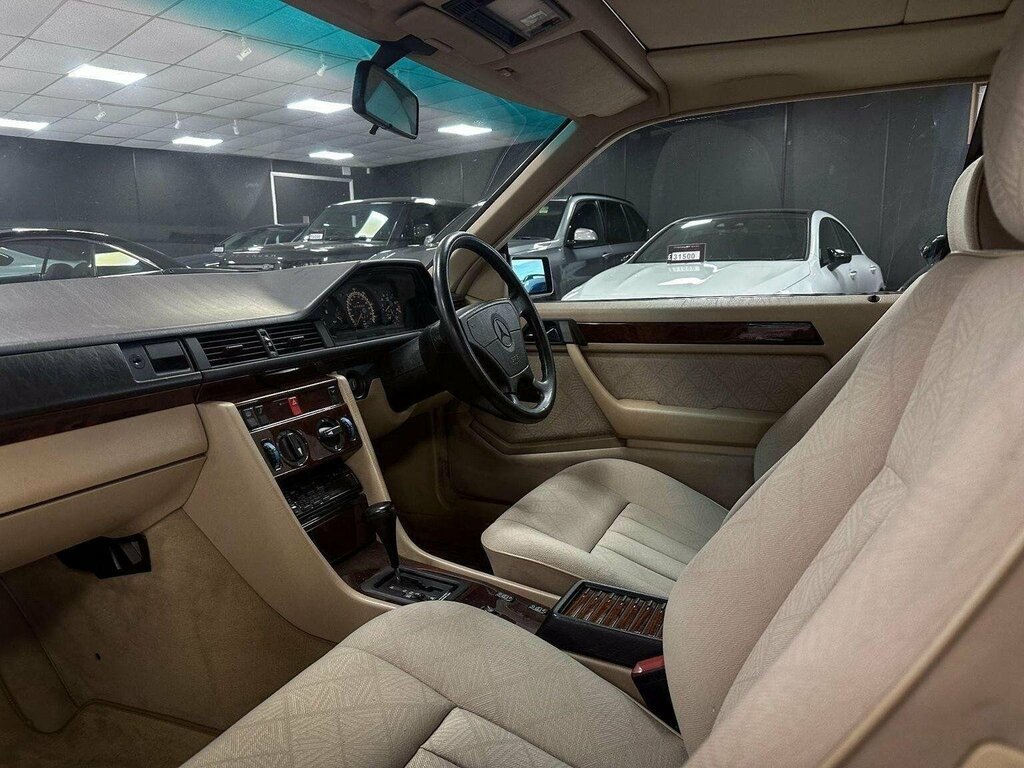 Mercedes-Benz E Class 2.8 E280 Blue #15
