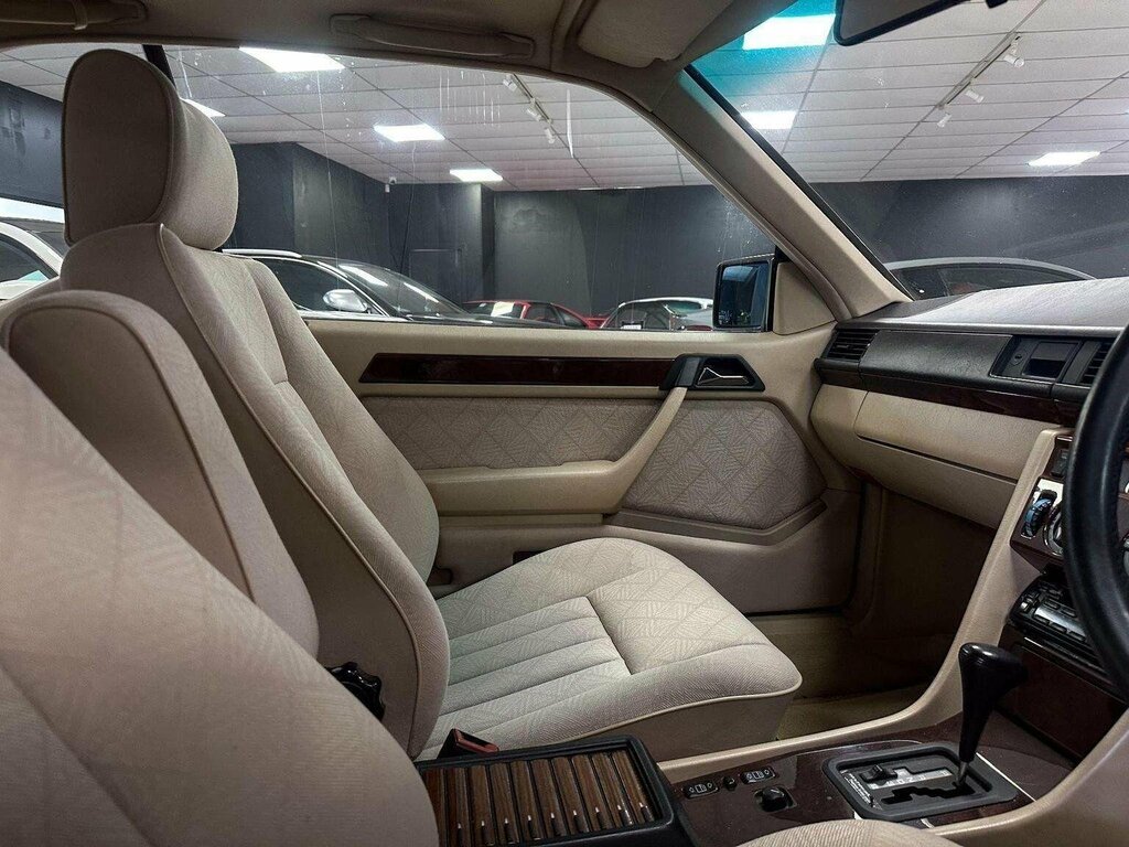 Mercedes-Benz E Class 2.8 E280 Blue #17