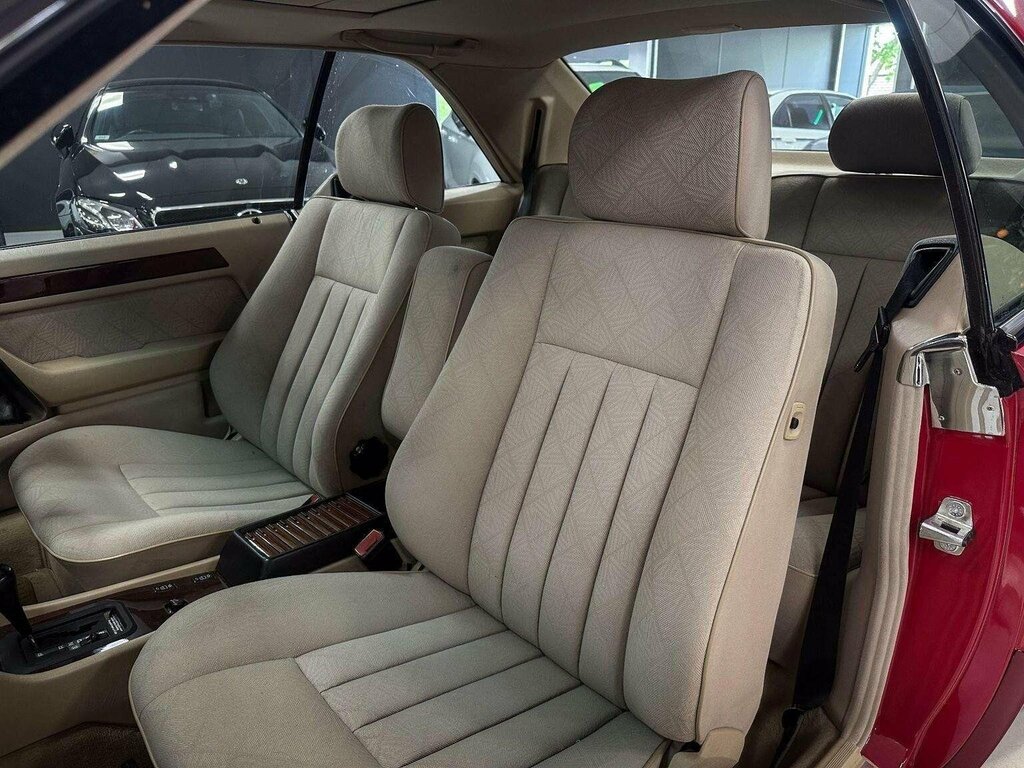 Mercedes-Benz E Class 2.8 E280 Blue #22