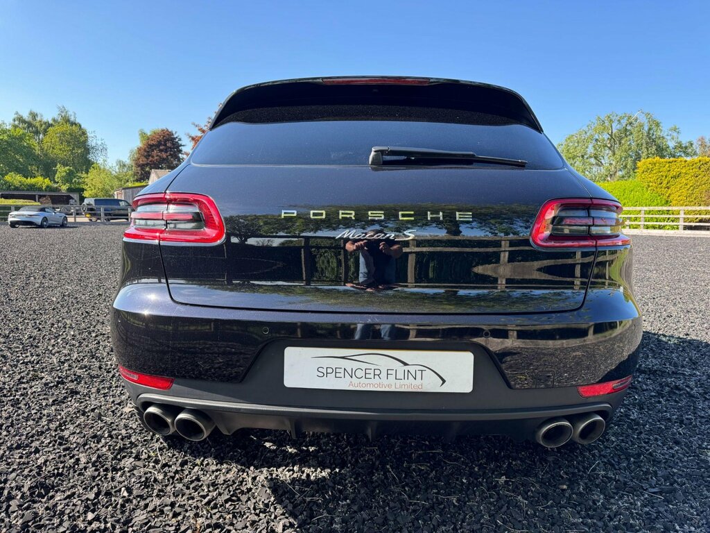 Porsche Macan 3.0 Td V6 S Pdk 4Wd Euro 6 Ss FP15UYC Black #5
