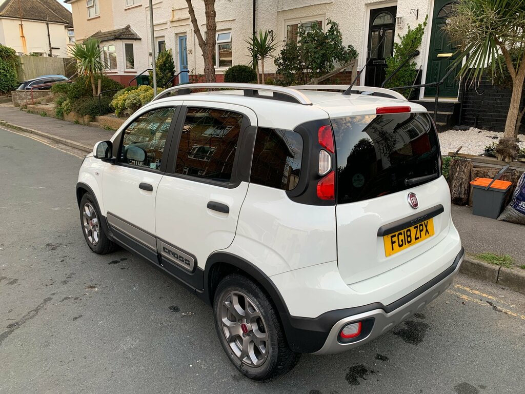 Fiat Panda 1.2 City Cross Hatchback Euro 6 White #2