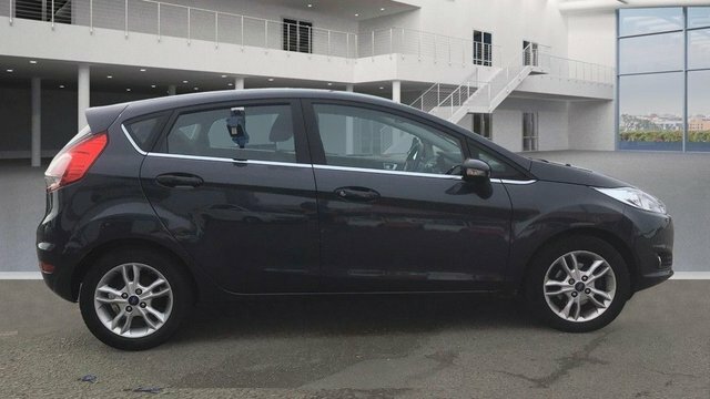 Ford Fiesta Ecoboost Zetec Hatchback FD64GZT Grey #2