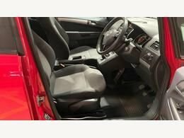 Vauxhall Zafira 16V Exclusiv Mpv EF14VNJ Red #5