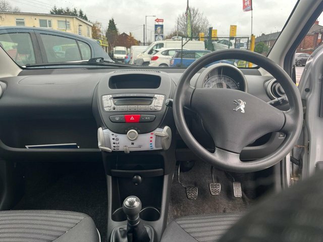 Peugeot 107 12V Active Hatchback Silver #5
