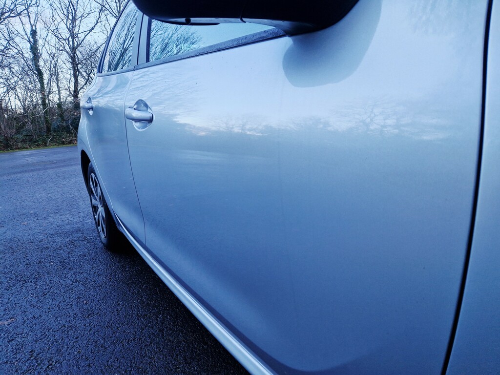Peugeot e-208 E-hdi Allure Black #5