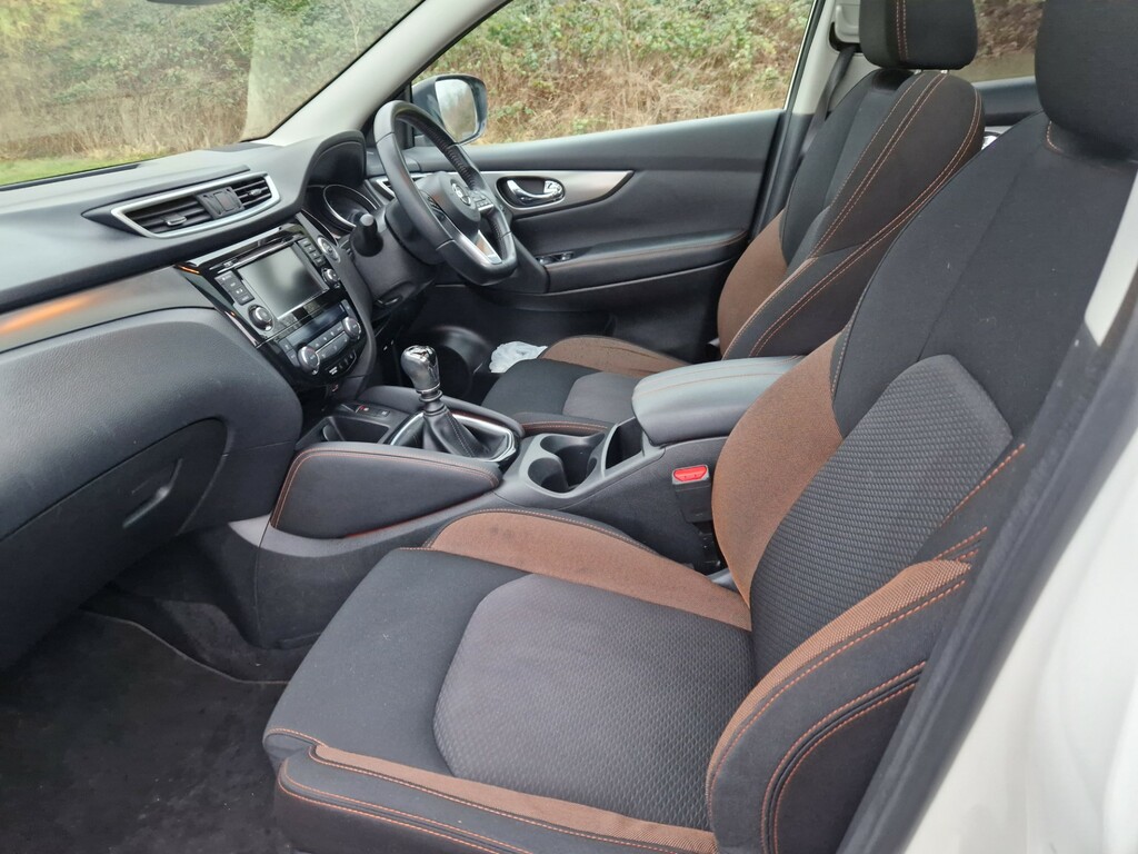 Nissan Qashqai Dig-t N-motion CL19JKX #5