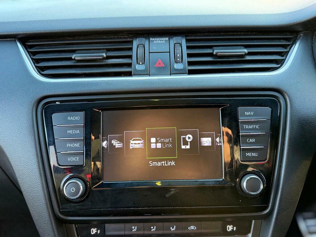 Skoda Octavia 2.0 Tdi Vrs Dsg Euro 6 Ss Snav ASZ2604 Black #3