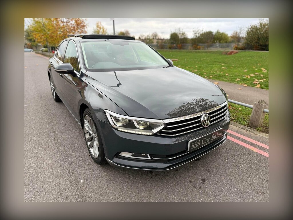 Volkswagen Passat 1.5 Tsi Evo Gt Euro 6 Ss DF19XDV Grey #2