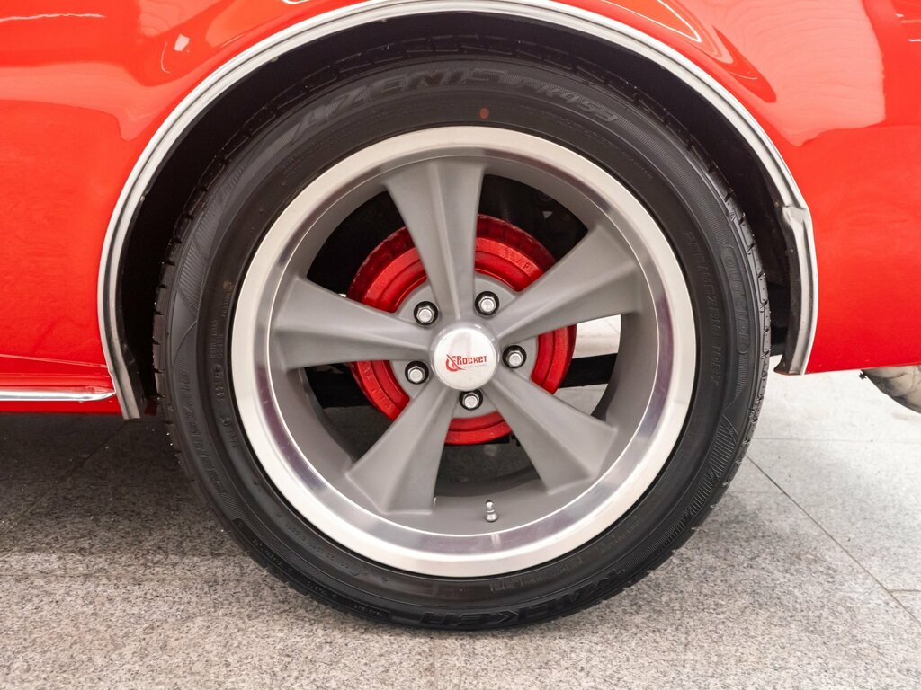Chevrolet Camaro 6.2 V8 Red #19