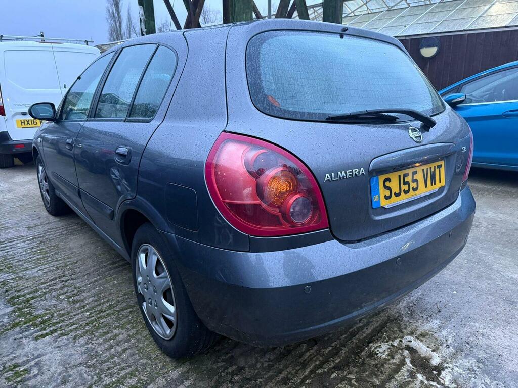 Nissan Almera 1.5 Se 200505 Black #3
