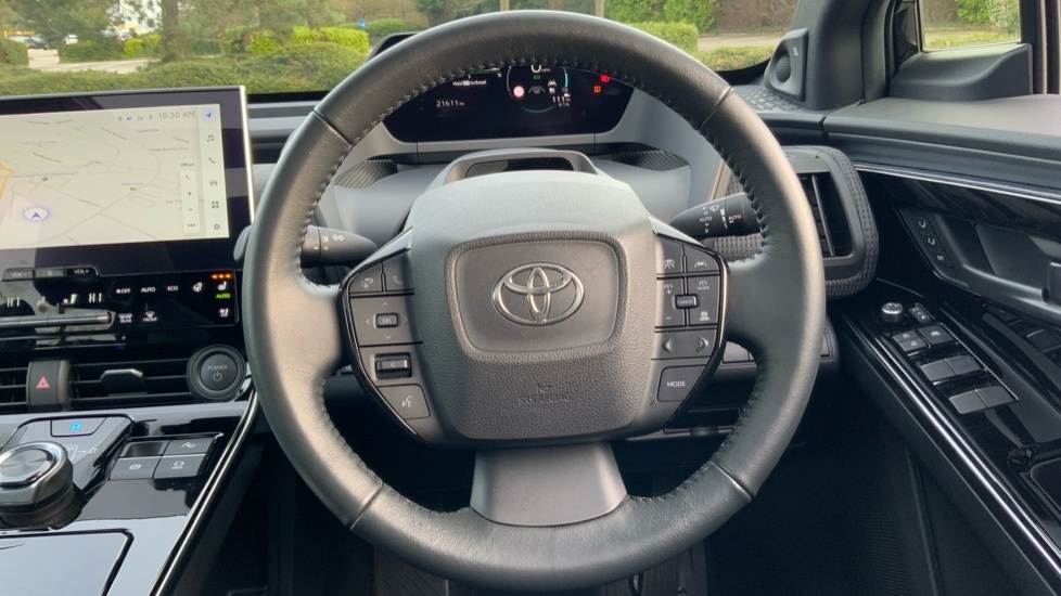 Toyota bZ4X 71.4 Kwh Premiere Edition Suv Aw AJ73OBX Black #6