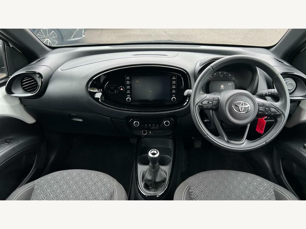 Toyota Aygo X 1.0 Vvt-i Edge Euro 6 Ss EJ73AGX White #5