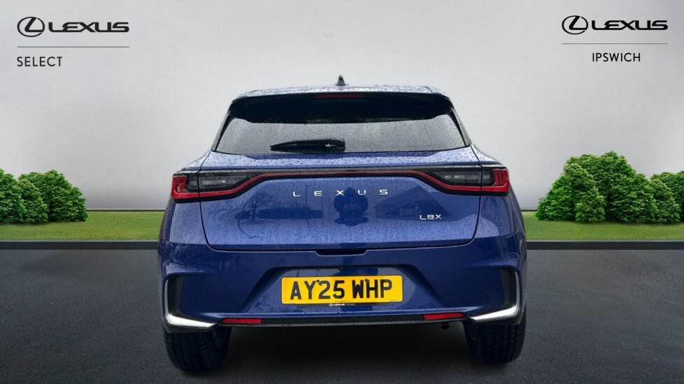 Lexus LBX 1.5 Vvt-ie Premium E-cvt Euro 6 Ss AY25WHP Blue #5