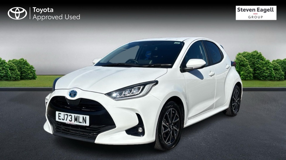 Toyota Yaris 1.5 Vvt-h Design E-cvt Euro 6 Ss EJ73MLN White #3