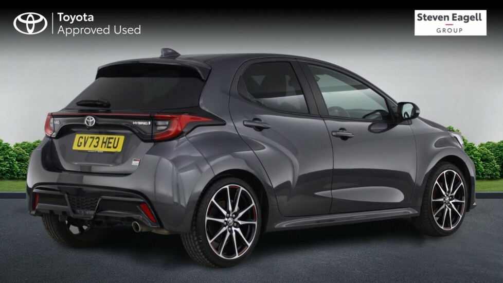 Toyota Yaris 1.5 Vvt-h Gr Sport Hatchback Hybrid E-c GV73HEU Grey #2