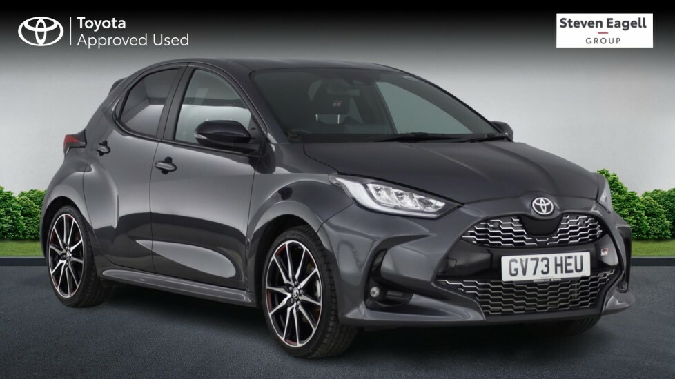 Toyota Yaris 1.5 Vvt-h Gr Sport Hatchback Hybrid E-c Grey