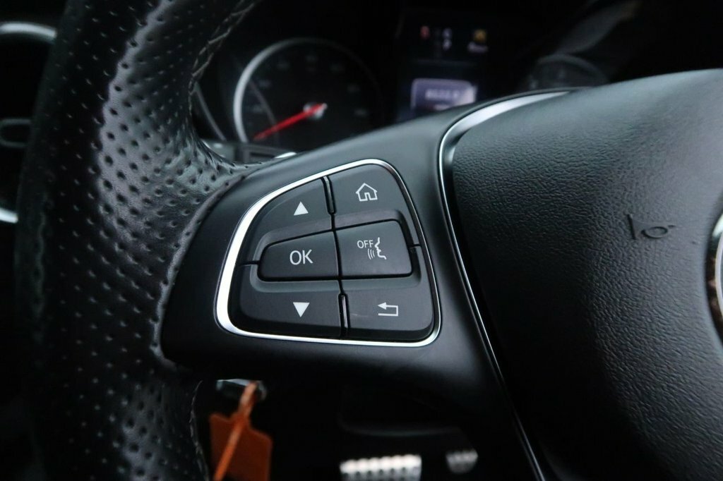 Mercedes-Benz V Class 2L Sport Beige #6