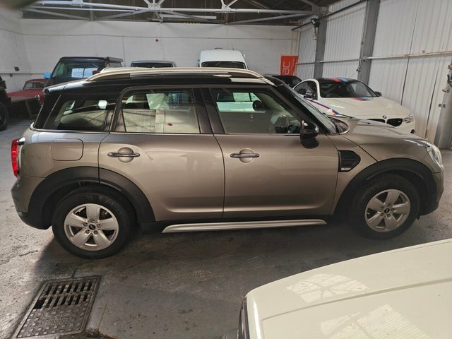 Mini Countryman Manual MV68MVC Silver #5