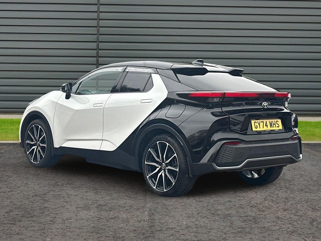 Toyota C-Hr 2.0 Vvt 13.6Kwh Gr Sport Suv Plug In Hy White #5