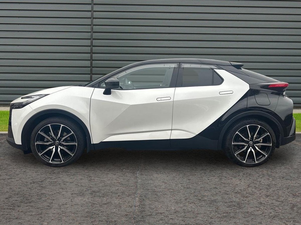 Toyota C-Hr 2.0 Vvt 13.6Kwh Gr Sport Suv Plug In Hy White #6