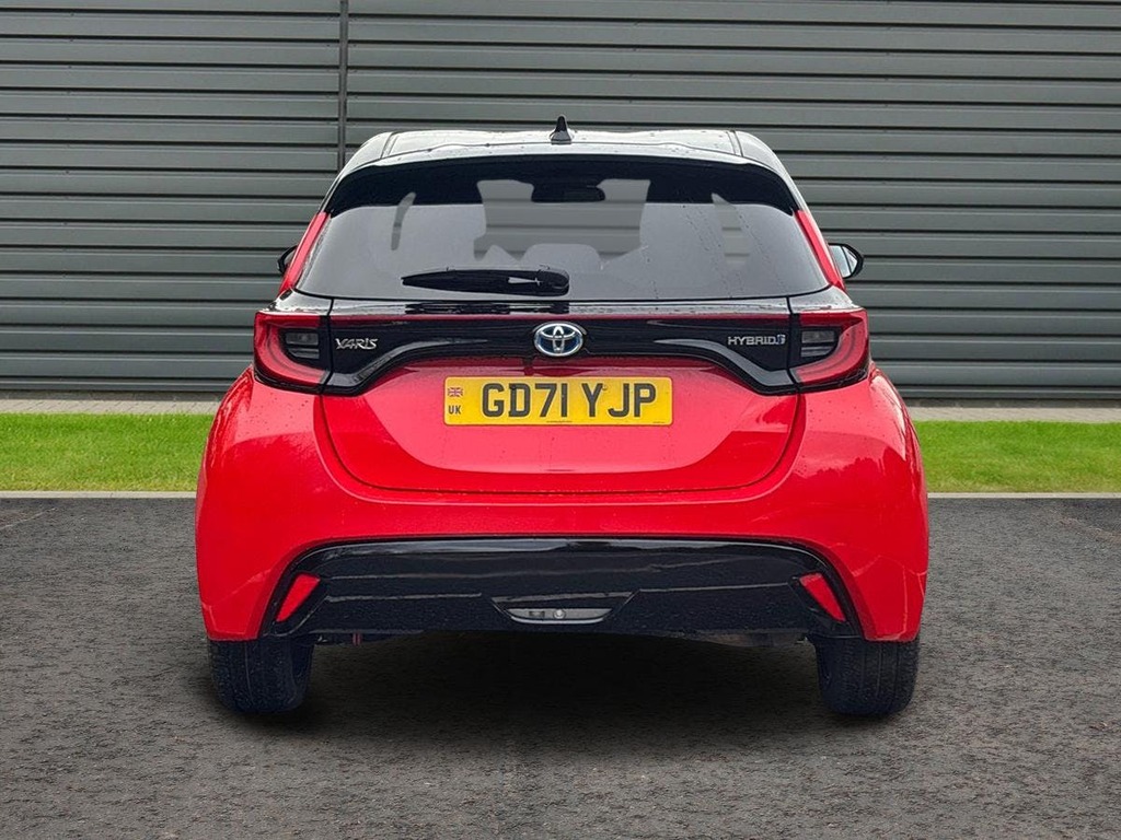 Toyota Yaris 1.5 Vvt-h Launch Edition Hatchback Hybr Grey #4