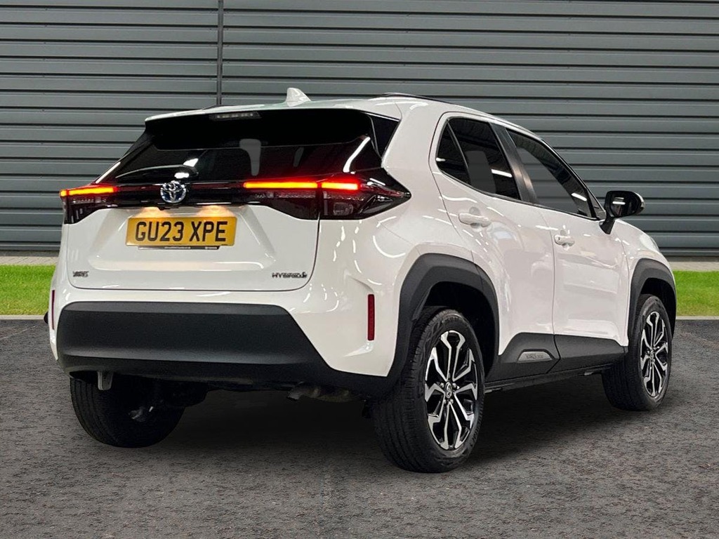 Toyota Yaris Cross 1.5 Vvt-h Design Suv Hybrid E Cvt White #3