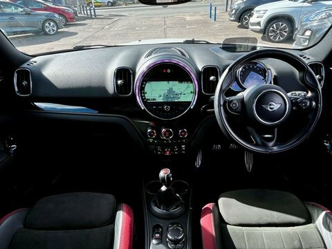 Mini Countryman Suv YT18VAK White #2
