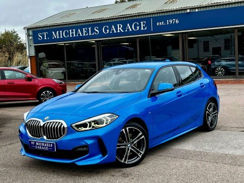 BMW 1 Series Hatchback Blue