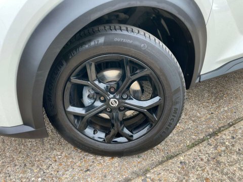Nissan Juke Suv GL21JZX White #3