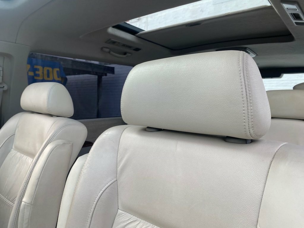 Nissan Elgrand E50 Highway Star 3.5 V6 White #16